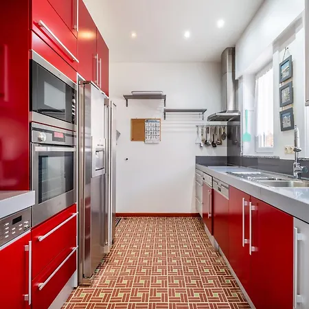 In For Nine Person, Cleaning Included Villa *
