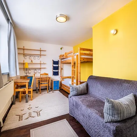 Villa In With Sunny Garden, Cleaning Included Koksijde