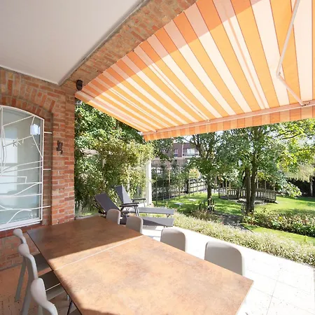 In With Sunny Garden, Cleaning Included Villa *